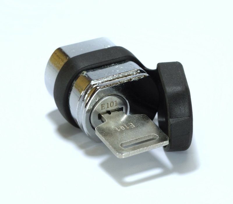 RM-10225 - SUPREME LOCK POD W/LOCK & KEY