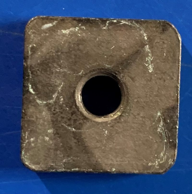 1500050845 - THULE SQUARE NUT M6 (3C)