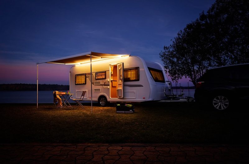 307135 - THULE LED STRIP 4.00m AWNING - Image 2