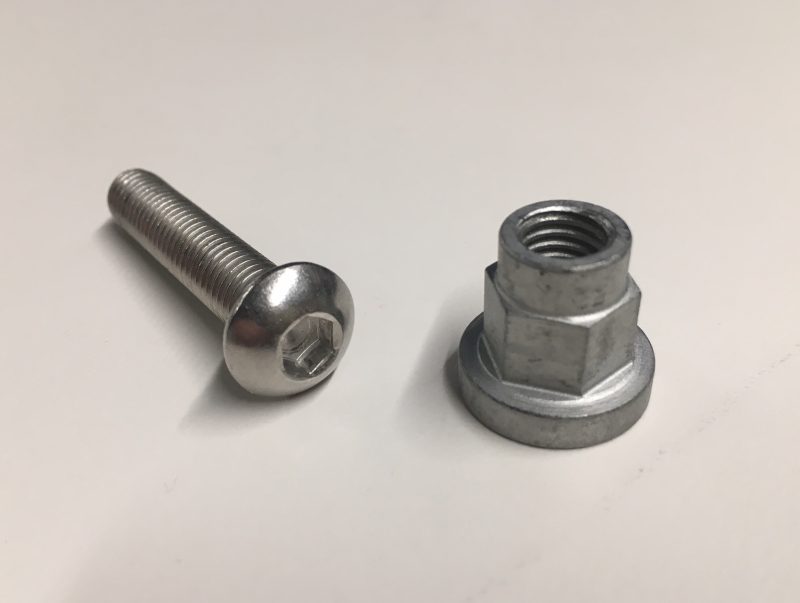 8880896 - YAKIMA RAILBAR CLAMP BOLT AND NUT (Zone 16)